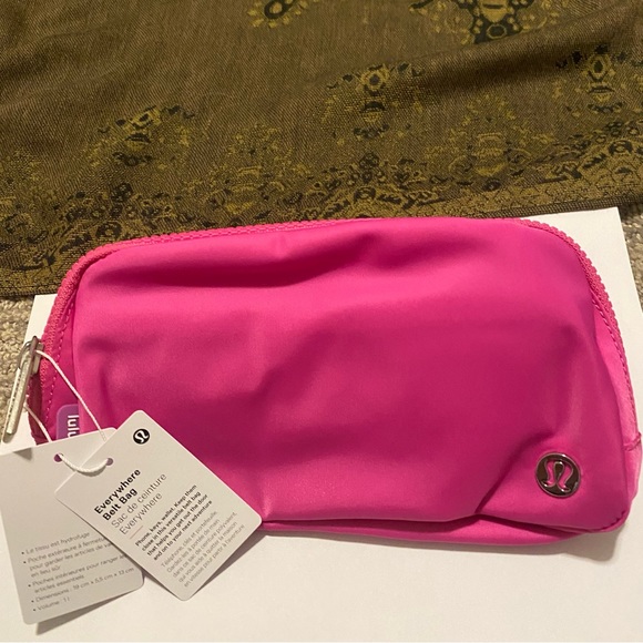 SONIC 1L EVERYWHERE BELT BAG 💕 BARBIE LOVERS REJOICE! - Picture 8 of 8